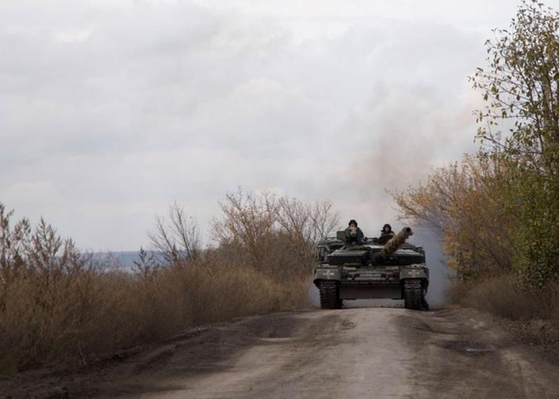 Збройні сили України успішно відбивають наступальні дії ворога на дев'яти фронтах, повідомляє Генеральний штаб.